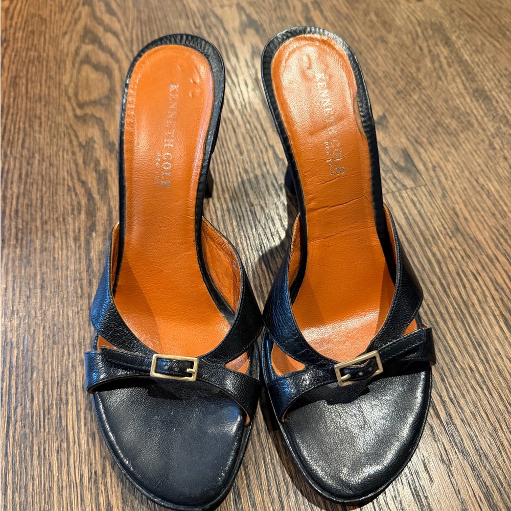 Beautiful Kenneth Cole Black Women's Sandals Made in Italy leather - size 6